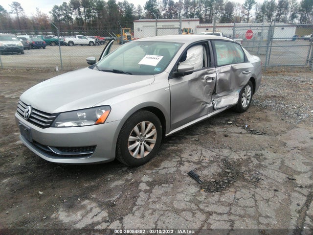 1VWAT7A35EC066902 Volkswagen Passat Wolfsburg Ed
