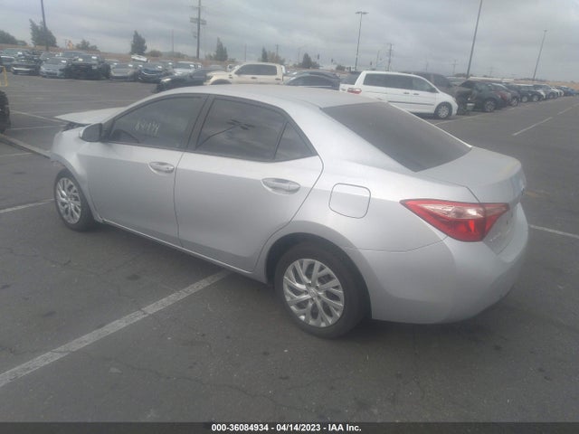 Toyota COROLLA LE 2018 5YFBURHE5JP745755 Image 5