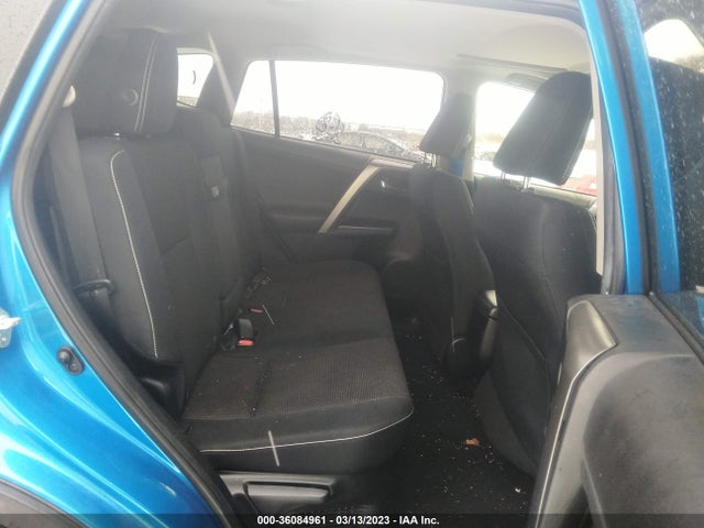 2016 Toyota RAV4, VIN: JTMRJREV9GD058415