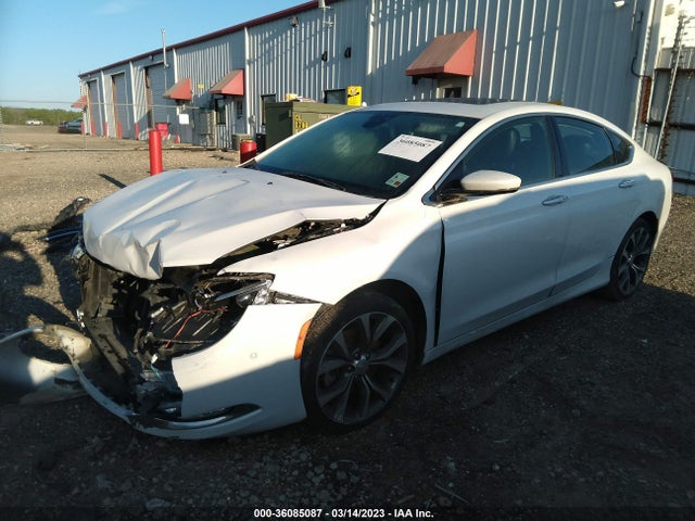 Chrysler 200 C 2015 1C3CCCCB0FN674166 Image 2