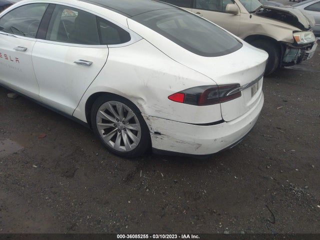 Продаж на аукціоні авто 2013 Tesla Model S, vin: 5YJSA1DN8DFP28982, номер лоту: 36085255