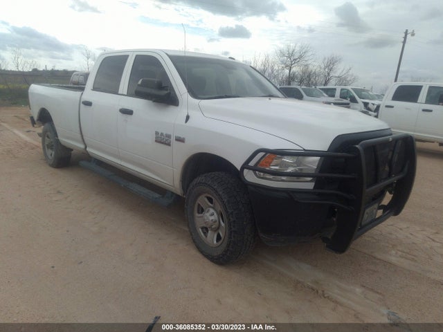 RAM 2500 Tradesman 2018 3C6UR5HJ5JG284294 main image
