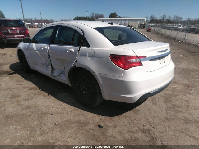 Chrysler 200 LX 2014 1C3CCBAB5EN123601 Image 4