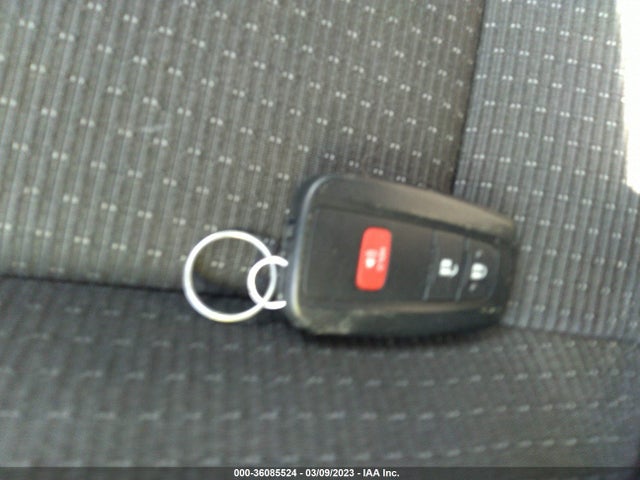 Toyota C-HR 2019 JTNKHMBX2K1055724 Image 3