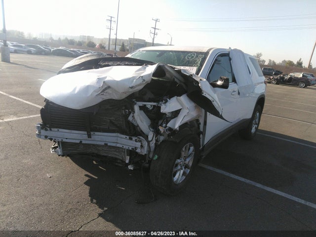 Chevrolet Traverse Ls 2019 1GNERFKW5KJ239418 Image 2