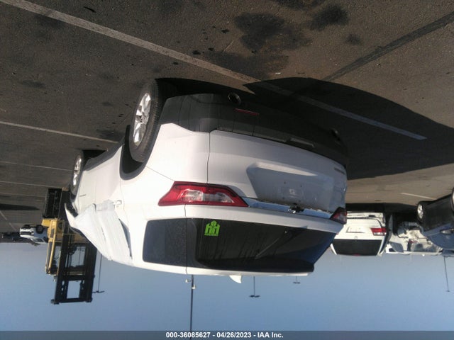 Chevrolet Traverse Ls 2019 1GNERFKW5KJ239418 Image 5