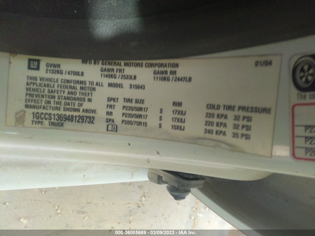 2004 CHEVROLET COLORADO LS VIN: 1GCCS136948129732