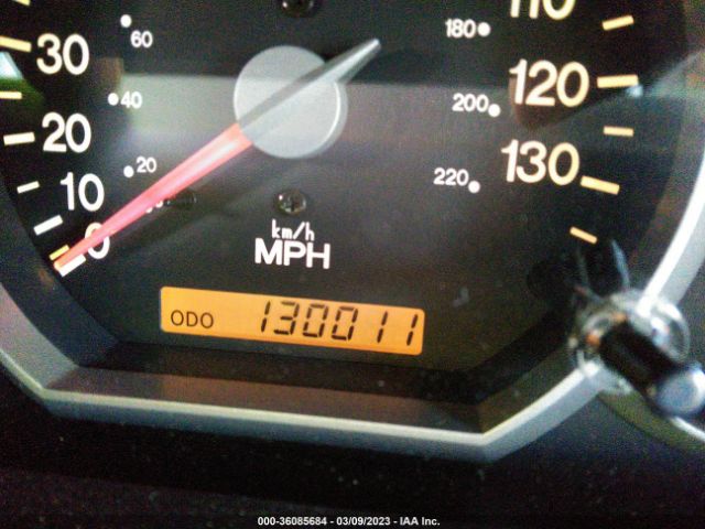 KNDUP132856669587 KIA Sedona Lx/ex