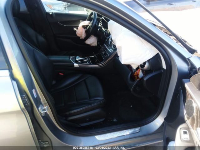 55SWF4JB3FU072982 Mercedes-Benz C-class C 300