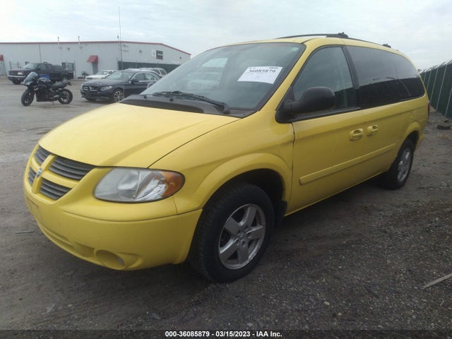 Dodge Grand Caravan Sxt 2005 2D4GP44L85R238717 Image 2