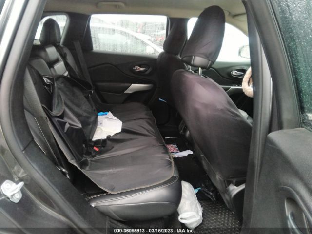 1C4PJMLB6JD570594 Jeep Cherokee Latitude Plus