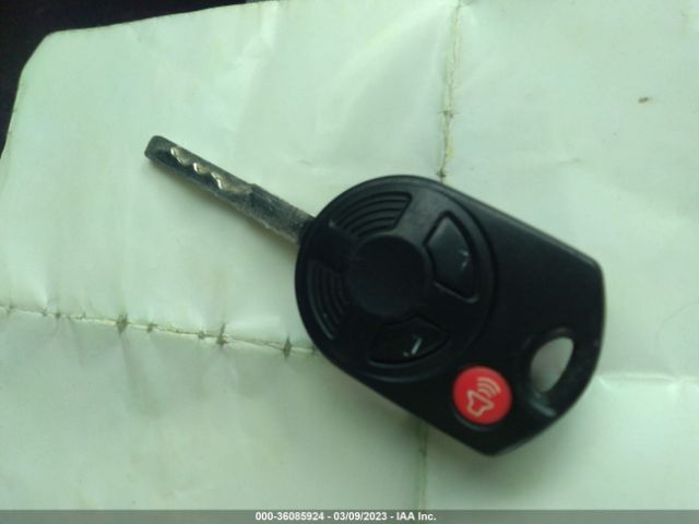 1FMCU9G95EUA67876 Ford ESCAPE SE