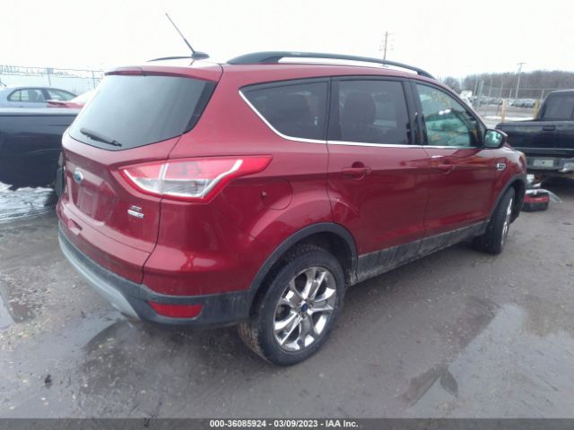 1FMCU9G95EUA67876 Ford ESCAPE SE