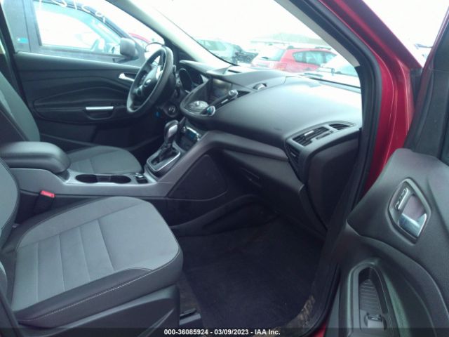1FMCU9G95EUA67876 Ford ESCAPE SE