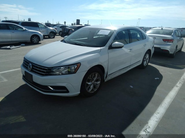 Volkswagen Passat 1.8t S 2016 1VWAT7A31GC058203 Image 2