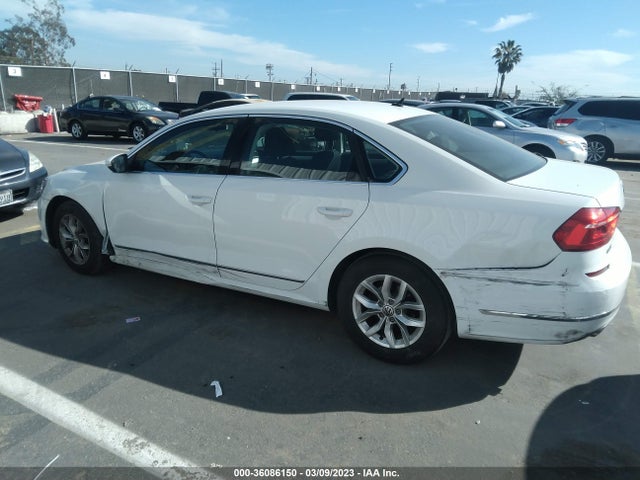 2016 VOLKSWAGEN PASSAT 1.8T S VIN: 1VWAT7A31GC058203