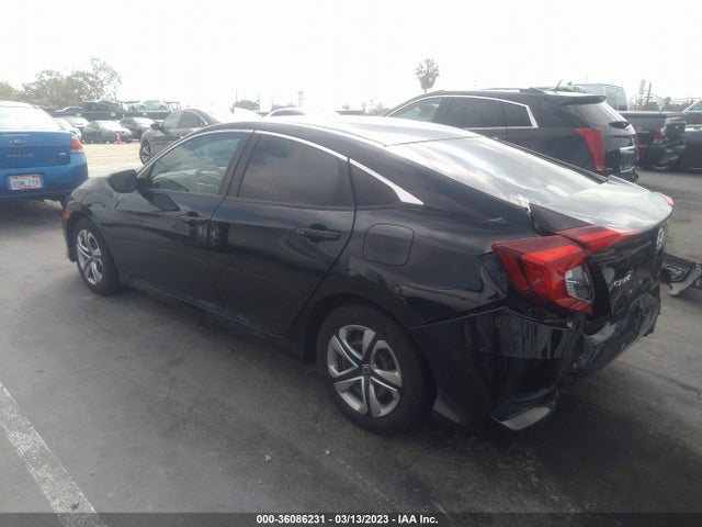 Honda Civic 2018 2HGFC2F59JH568729 Image 16