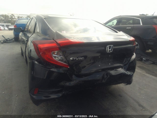 Honda Civic 2018 2HGFC2F59JH568729 Image 19