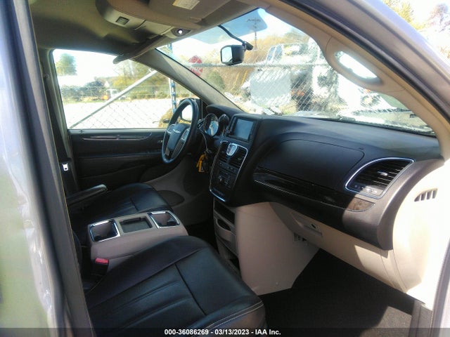 2C4RC1BGXGR245046 Chrysler Town & Country Touring