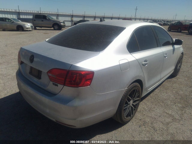 3VWLL7AJ4EM259807 Volkswagen Jetta Sedan Tdi