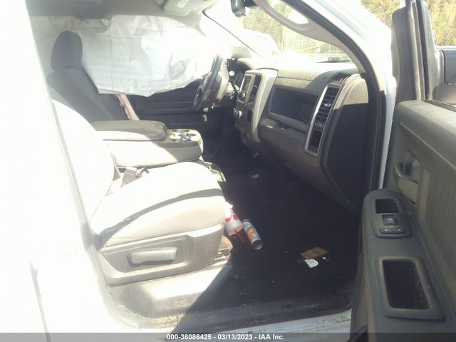 2016 RAM 2500 TRADESMAN VIN: 3C6UR5CL8GG363301