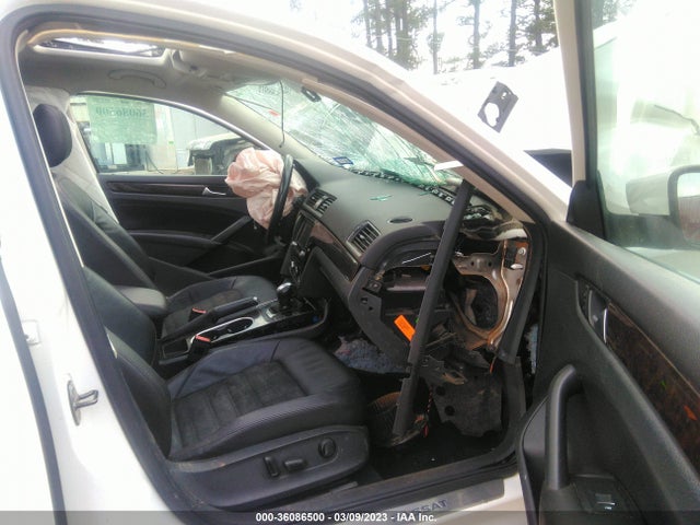 1VWCN7A35EC092709 Volkswagen Passat Tdi Sel Premium