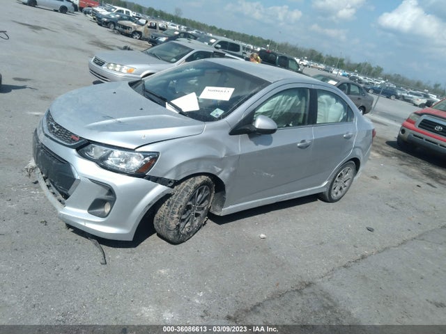 Chevrolet SONIC LT 2020 1G1JD5SB8L4141036 Image 2