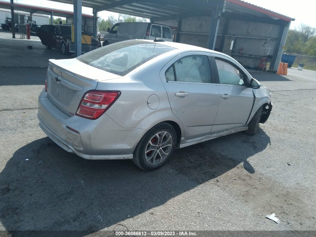 Chevrolet SONIC LT 2020 1G1JD5SB8L4141036 Image 5