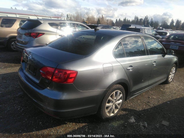 3VWD17AJ6EM358137 Volkswagen Jetta Sedan Se W/connectivity