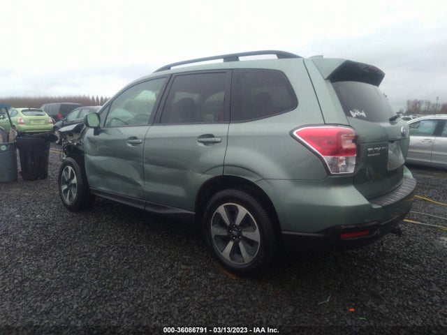 Subaru Forester Premium 2017 JF2SJAEC5HH526959 Image 5