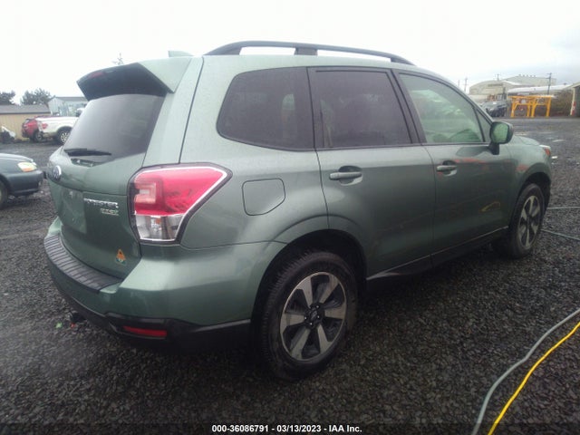 Subaru Forester Premium 2017 JF2SJAEC5HH526959 Image 6