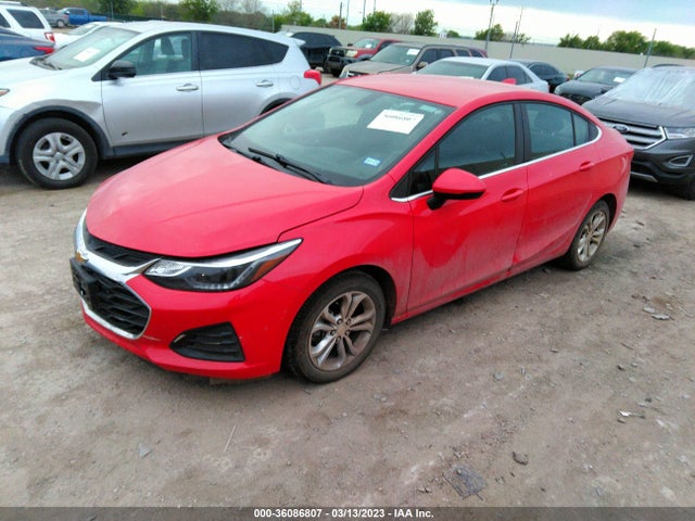 Chevrolet CRUZE LT 2019 1G1BE5SM4K7117610 Image 2