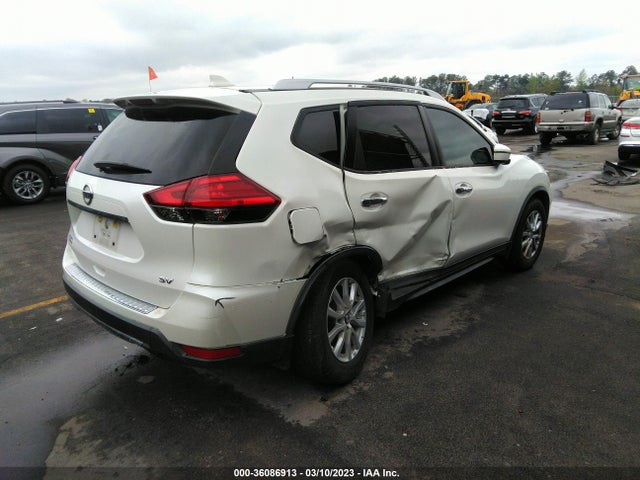 2017 NISSAN ROGUE SV VIN: KNMAT2MT1HP611234
