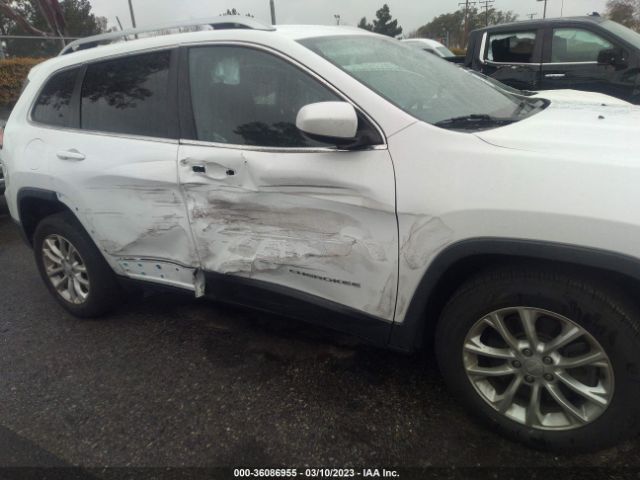 1C4PJLCB4KD344646 Jeep Cherokee Latitude