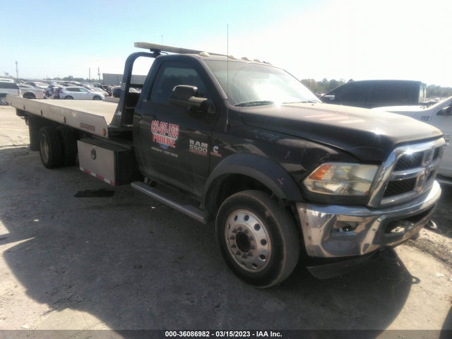 2015 Ram 5500, VIN: 3C7WRNDL2FG571921