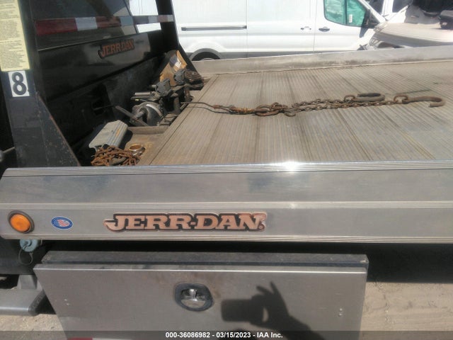 2015 Ram 5500, VIN: 3C7WRNDL2FG571921