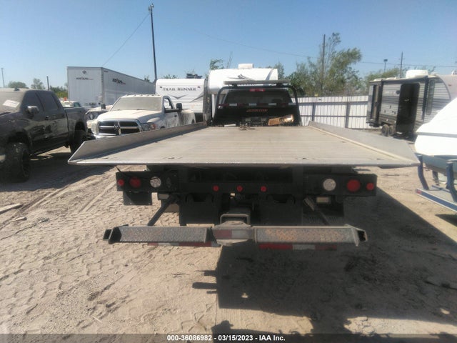 2015 Ram 5500, VIN: 3C7WRNDL2FG571921