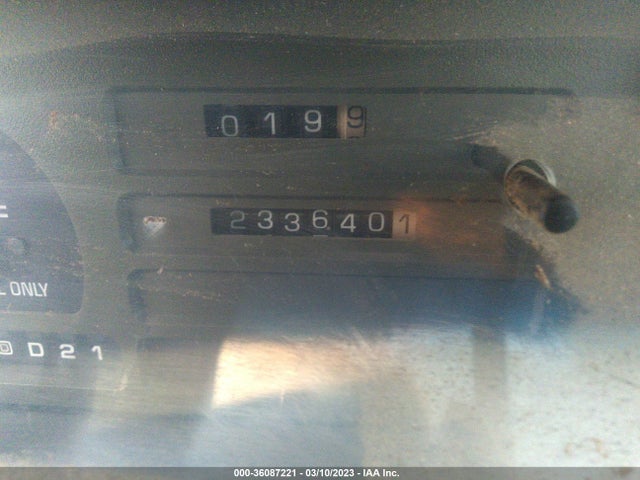 1993 CHEVROLET LUMINA EURO VIN: 2G1WN54TXP9243983