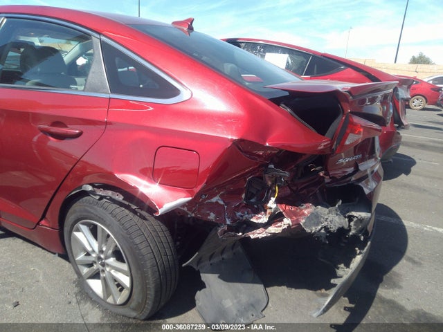2015 HYUNDAI SONATA 2.4L SE VIN: 5NPE24AF5FH049264