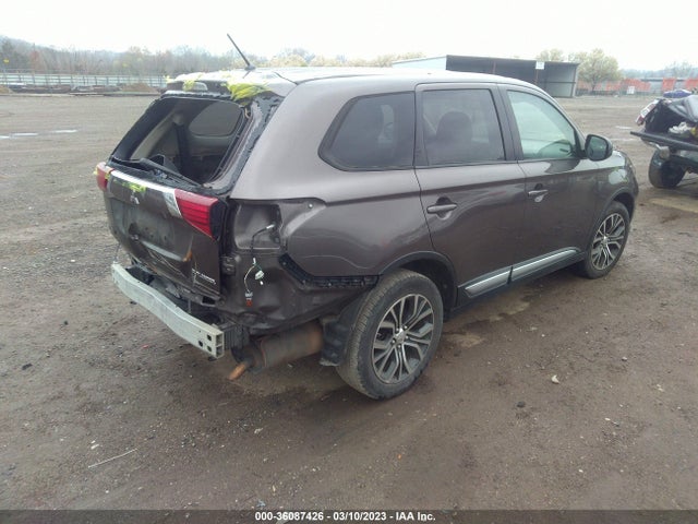 JA4AD2A31GZ026149 Mitsubishi Outlander Es