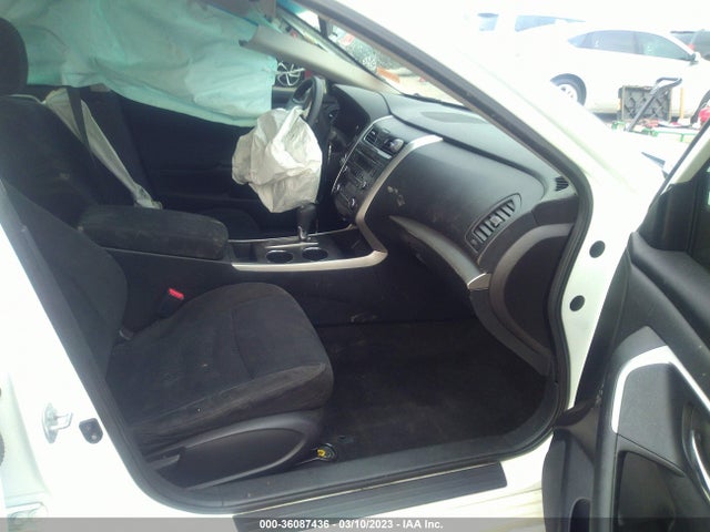 Nissan Altima 2.5 S 2015 1N4AL3AP7FC191387 Image 5