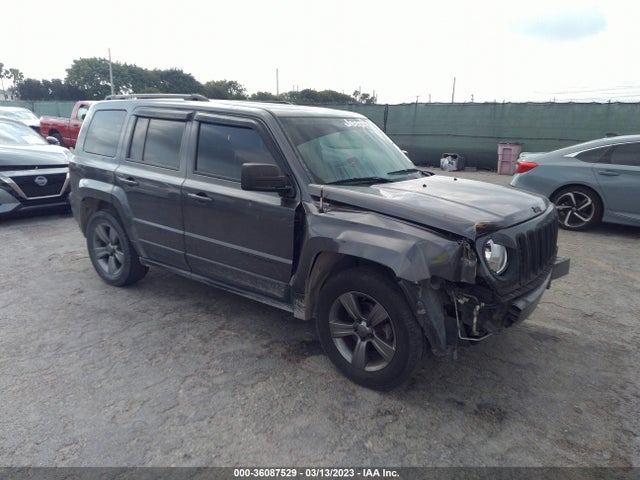 2015 1C4NJPBAXFD358774 main image