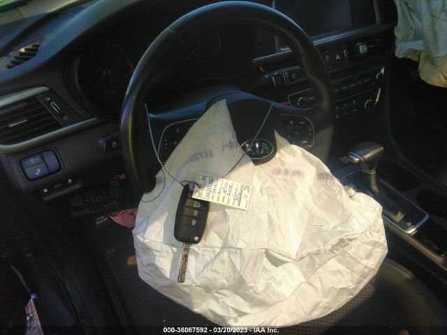 5XXGT4L30JG242922 KIA Optima S