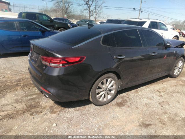 5XXGT4L30JG242922 KIA Optima S
