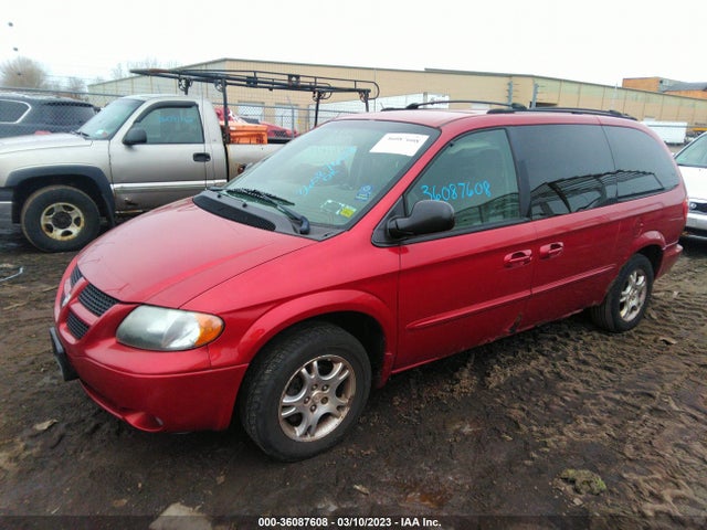 Dodge Caravan Sport 2002 2B4GP44R92R726214 Image 2