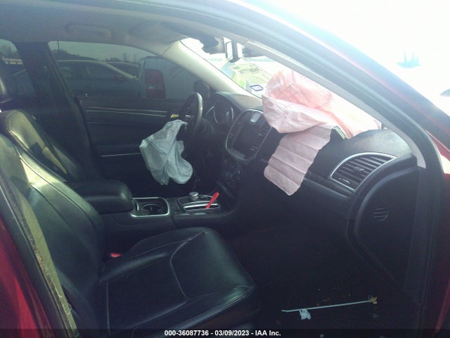 Chrysler 300 Touring 2019 2C3CCAAGXKH528699 Image 5