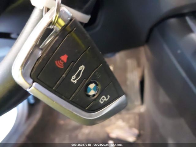 WBA5R7C58KFH13398 BMW 330i Xdrive