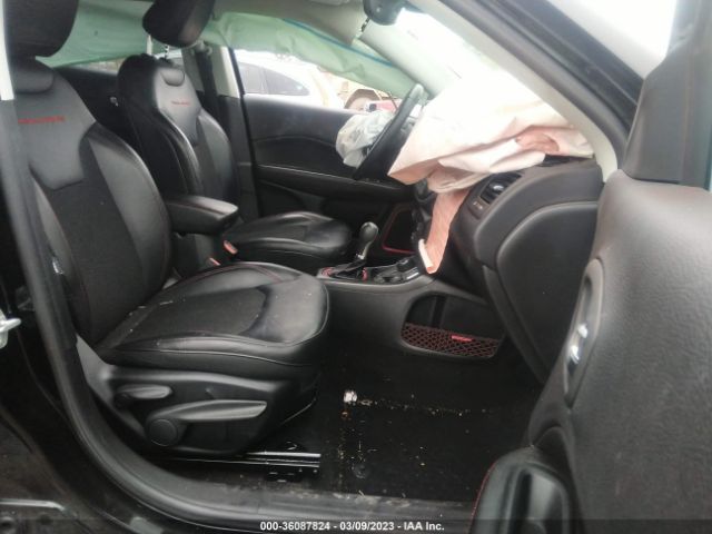 3C4NJDDBXJT419385 Jeep Compass Trailhawk