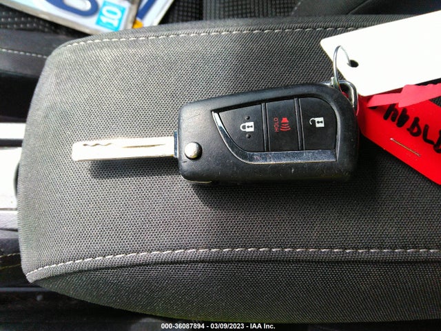 Toyota COROLLA IM 2017 JTNKARJE1HJ536722 Image 3