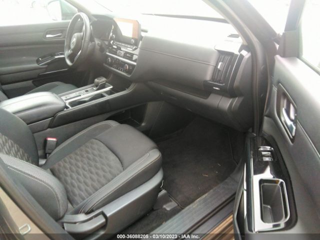 5N1DR3BBXNC215121 Nissan Pathfinder Sv